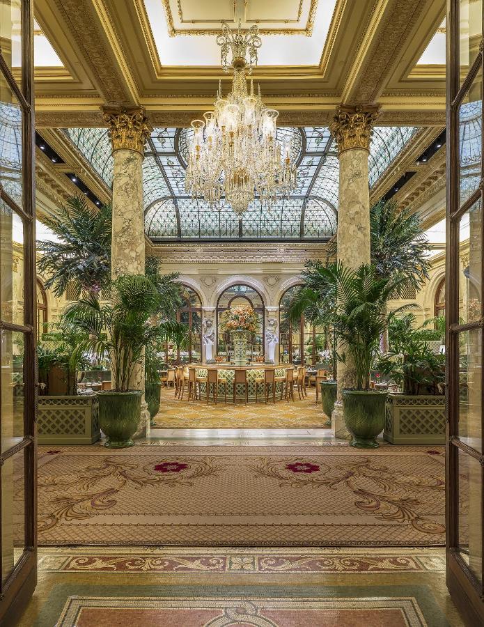 The Plaza Hotel Nueva York: hotel romántico de lujo frente a Central Park