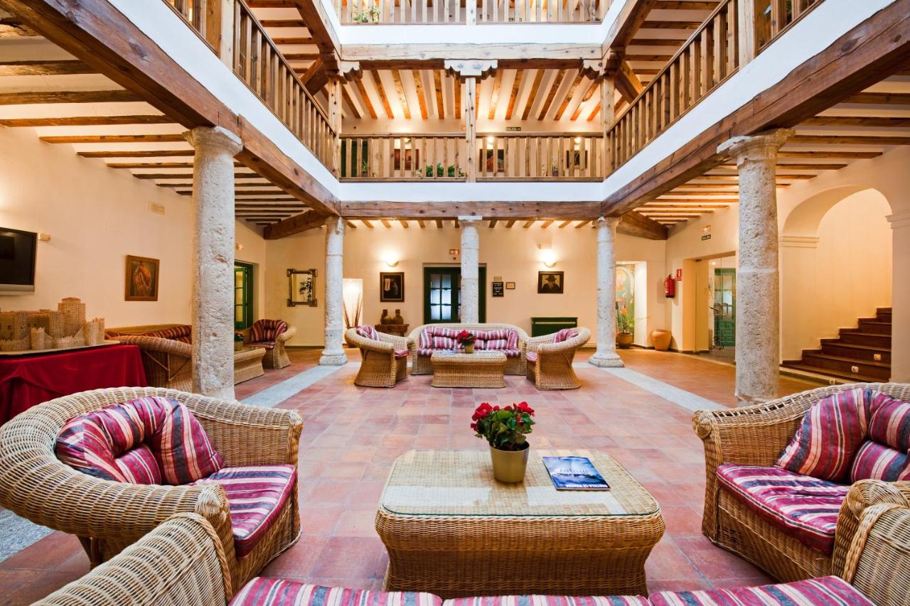 hola Palácio Belmonte en Lisboa: hotel boutique en un palacio histórico