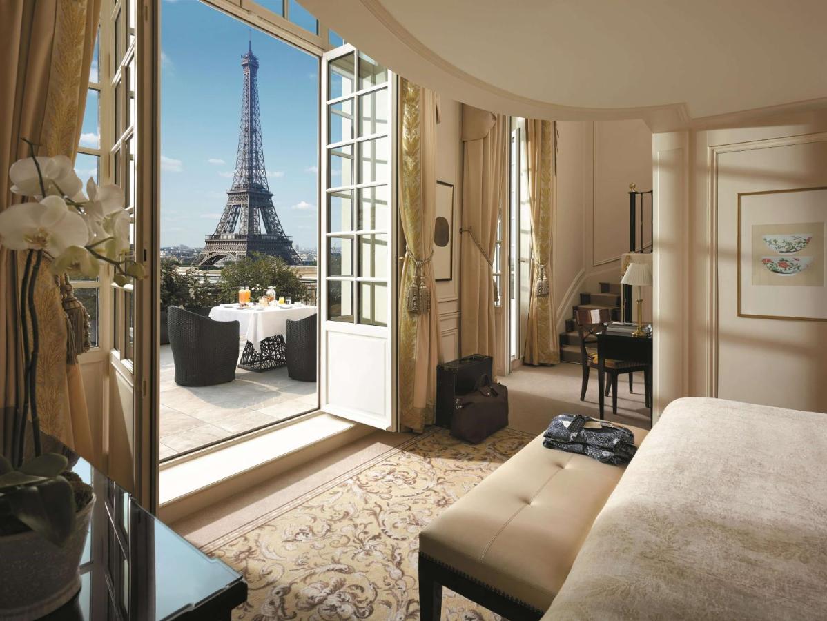 Shangri La Hotel Paris Shangri-La Hotel Paris: hotel romántico con vistas a la Torre Eiffel